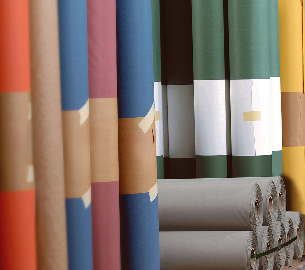 Multiple colors of cover material inventory